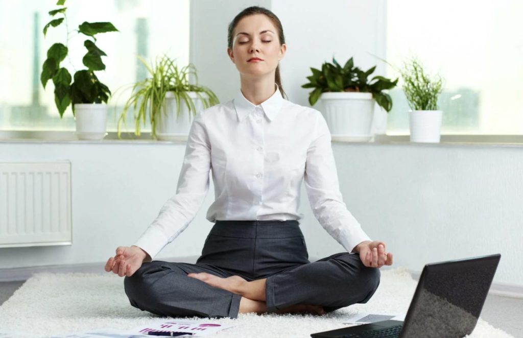 Медитация для женщин: Откройте врата к внутренней мудрости и эмоциональному равновесию!